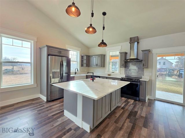 509 Broadway Street, Willow Creek, MT 59760