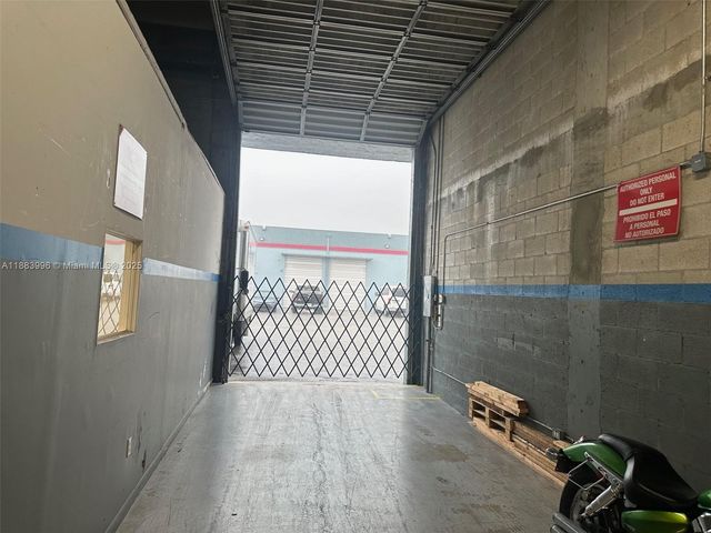 85 Ave NW 68 St, Miami, FL 33166