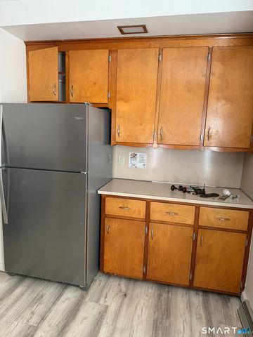 59 Baldwin Avenue, Waterbury, CT 06706