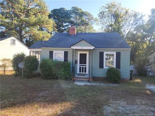 225 Pinecrest Drive, Fayetteville, NC 28305