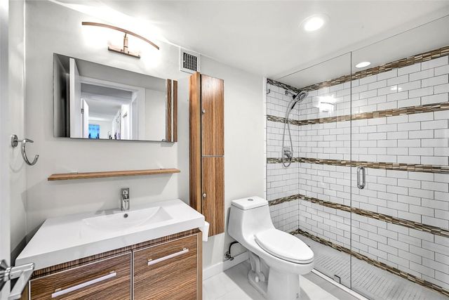 1880 S Ocean Drive TS-601, Hallandale Beach, FL 33009