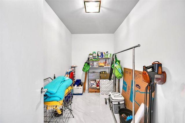 1880 S Ocean Drive TS-601, Hallandale Beach, FL 33009