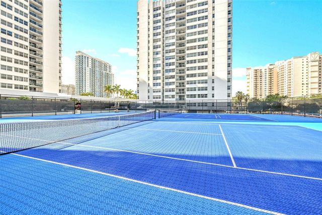 1880 S Ocean Drive TS-601, Hallandale Beach, FL 33009