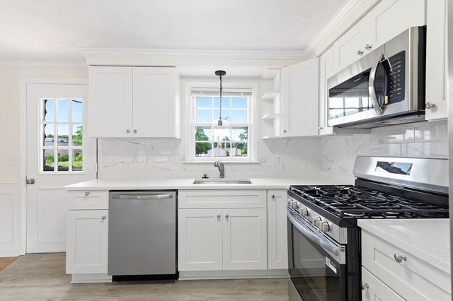 5 Burning Tree Terrace, Natick, MA 01760