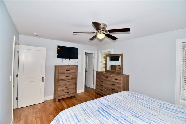 81 Lonsdale Street, West Warwick, RI 02893