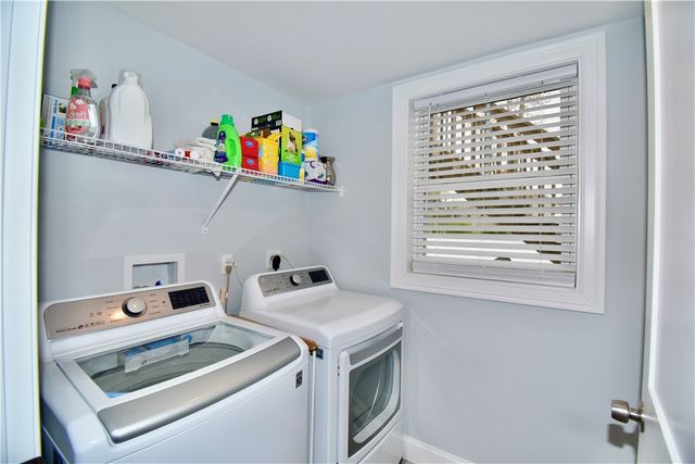 81 Lonsdale Street, West Warwick, RI 02893