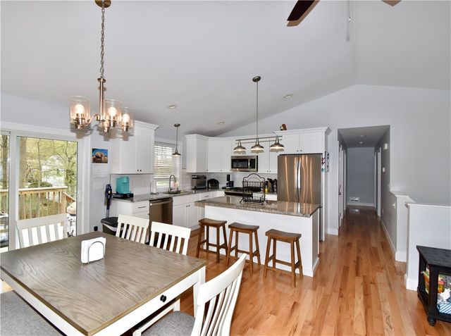 81 Lonsdale Street, West Warwick, RI 02893