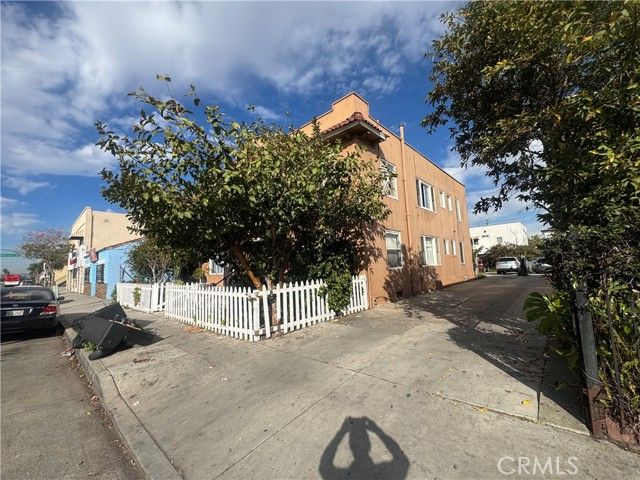 1443 E 7th, Long Beach, CA 90813