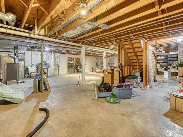 1065 Hollywood Drive, Monroe, MI 48162