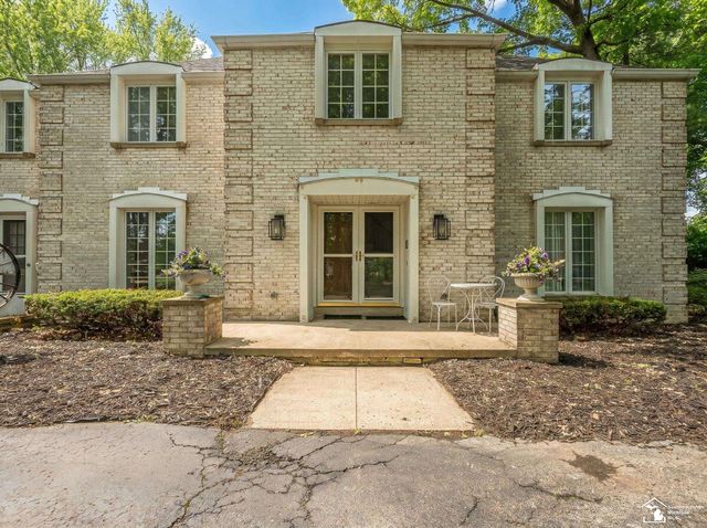 1065 Hollywood Drive, Monroe, MI 48162