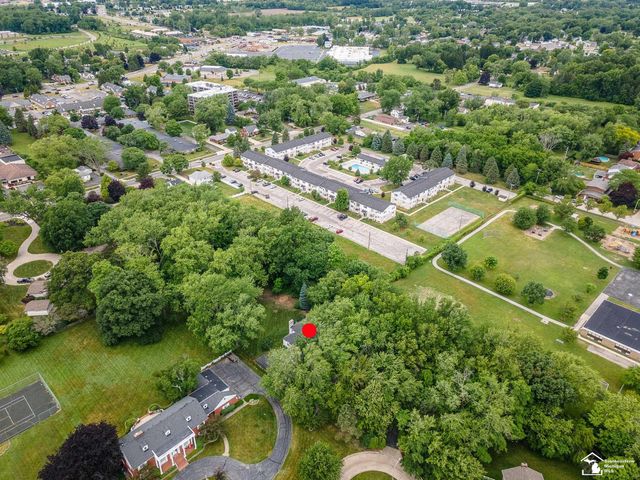 1065 Hollywood Drive, Monroe, MI 48162
