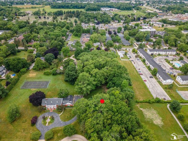 1065 Hollywood Drive, Monroe, MI 48162