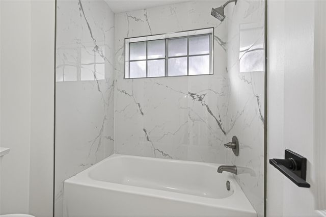 2431 Parkwood Lane, Sugar Land, TX 77479