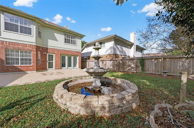 2431 Parkwood Lane, Sugar Land, TX 77479