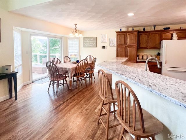 1524 Caleb Court, Swansea, IL 62226