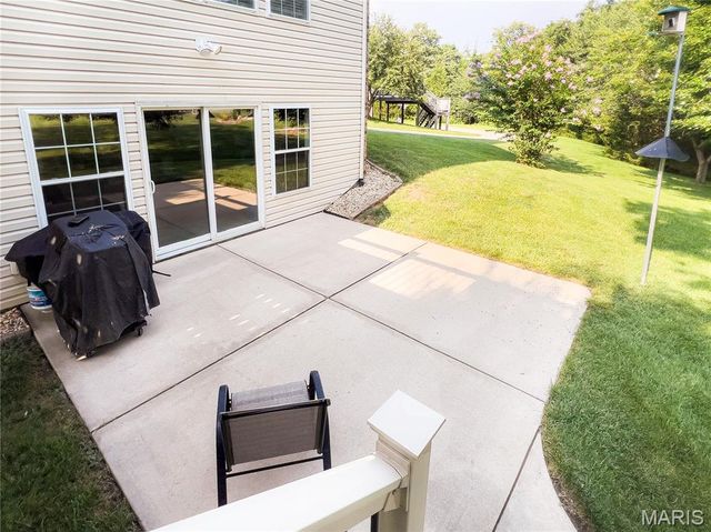 1524 Caleb Court, Swansea, IL 62226