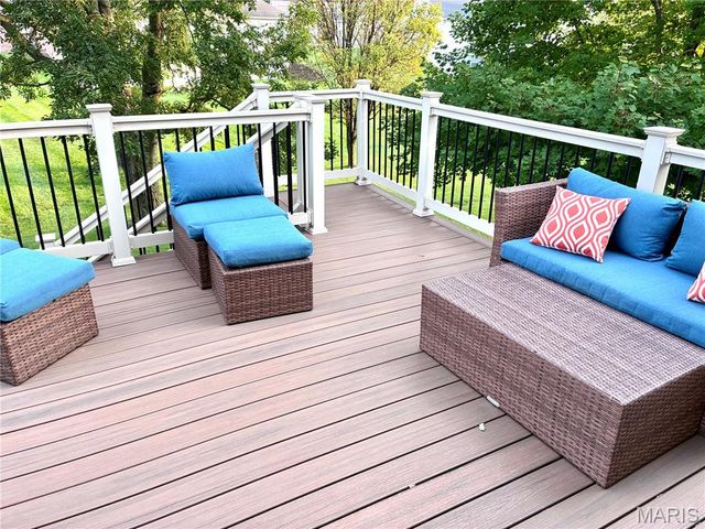 1524 Caleb Court, Swansea, IL 62226