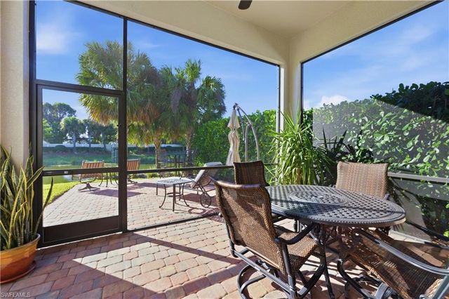 7253 Wilton DR, Naples, FL 34109