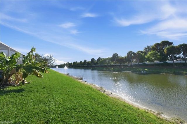 7253 Wilton DR, Naples, FL 34109