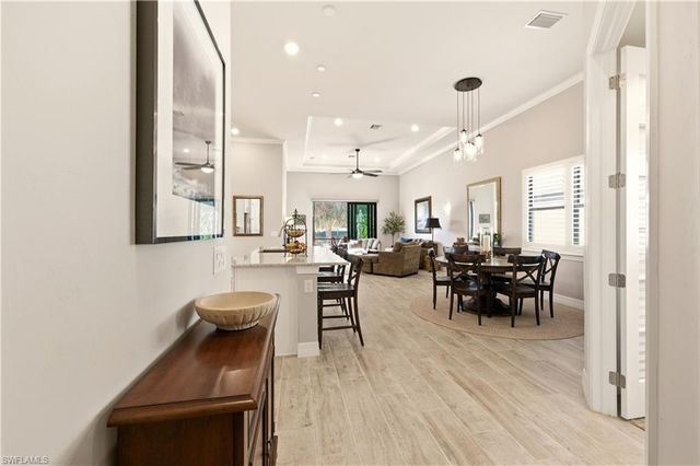 7253 Wilton DR, Naples, FL 34109