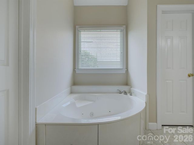 10119 Victoria Mill Court, Charlotte, NC 28277