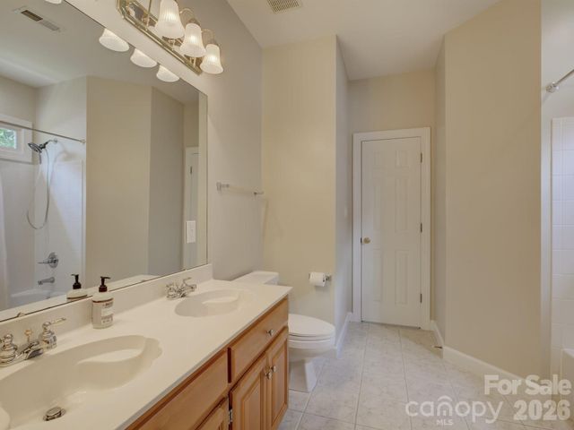10119 Victoria Mill Court, Charlotte, NC 28277