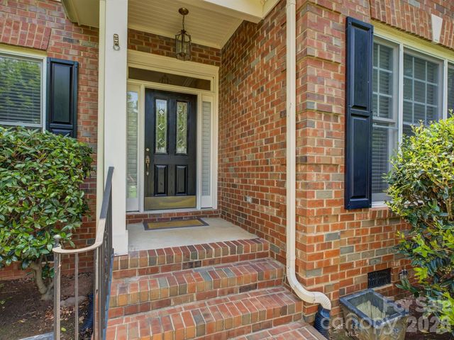 10119 Victoria Mill Court, Charlotte, NC 28277