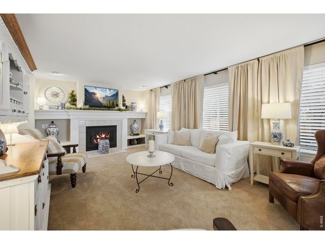 4713 McGraw Cir, Fort Collins, CO 80526