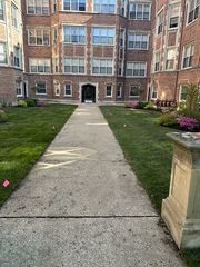 1724 E 70th Street 2, Chicago, IL 60649