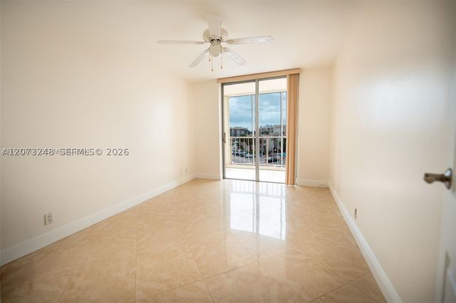 2000 Atlantic Shores Blvd 420, Hallandale Beach, FL 33009
