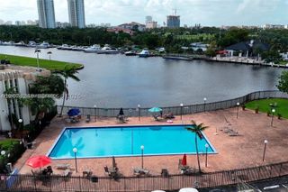 2000 Atlantic Shores Blvd 420, Hallandale Beach, FL 33009