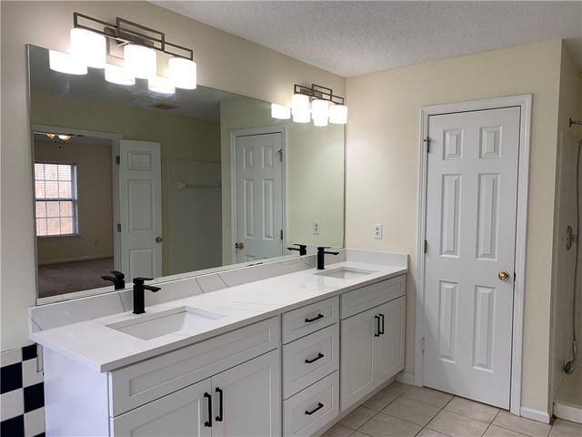 13623 Weycroft Circle, Alpharetta, GA 30004