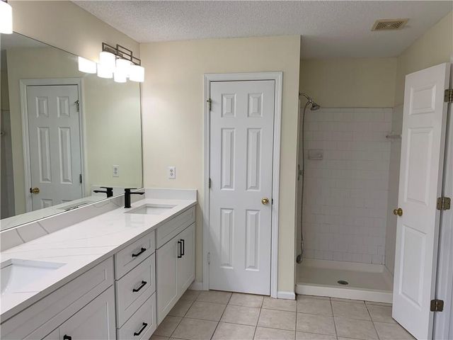 13623 Weycroft Circle, Alpharetta, GA 30004