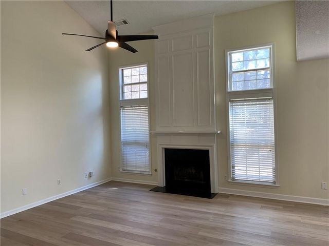 13623 Weycroft Circle, Alpharetta, GA 30004