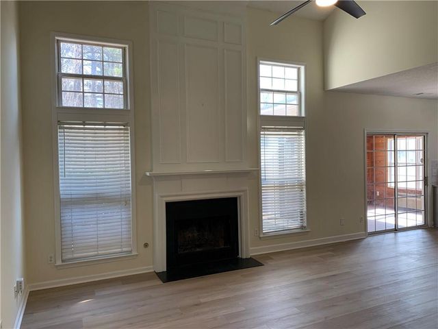 13623 Weycroft Circle, Alpharetta, GA 30004
