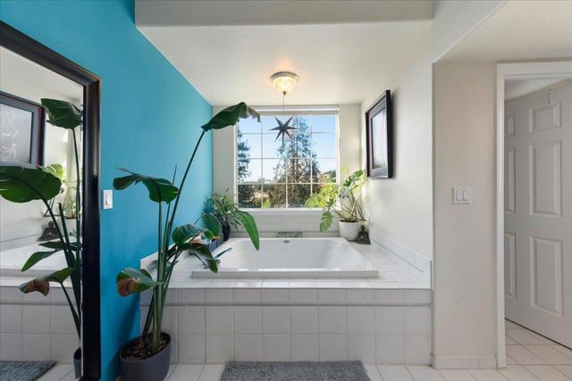 130 Florence Avenue, Oakland, CA 94618