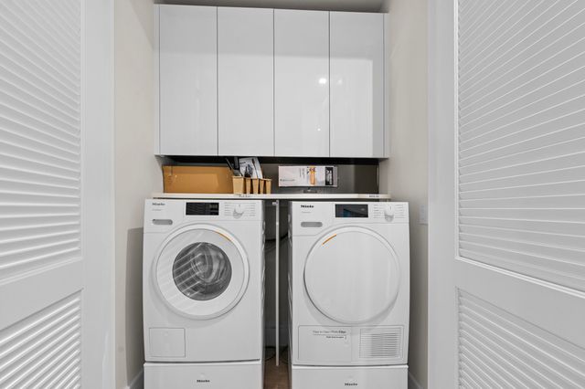 220 Lake Shore Drive 1410, Lake Park, FL 33403