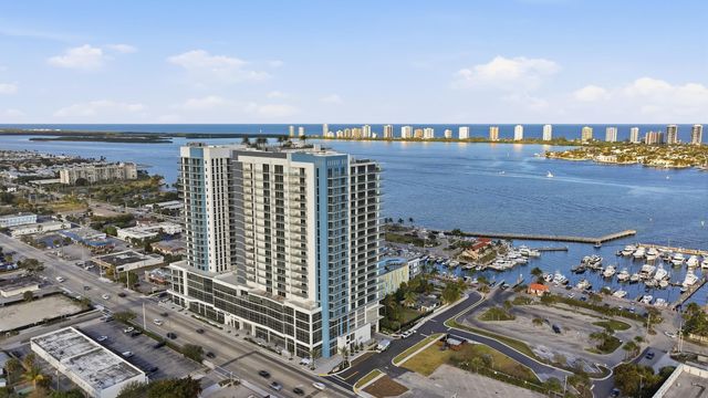 220 Lake Shore Drive 1410, Lake Park, FL 33403