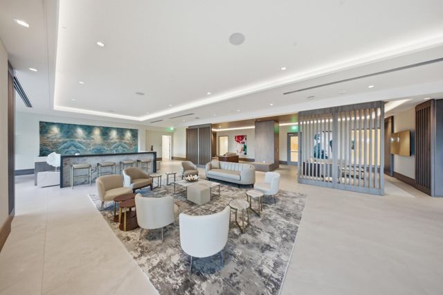 220 Lake Shore Drive 1410, Lake Park, FL 33403