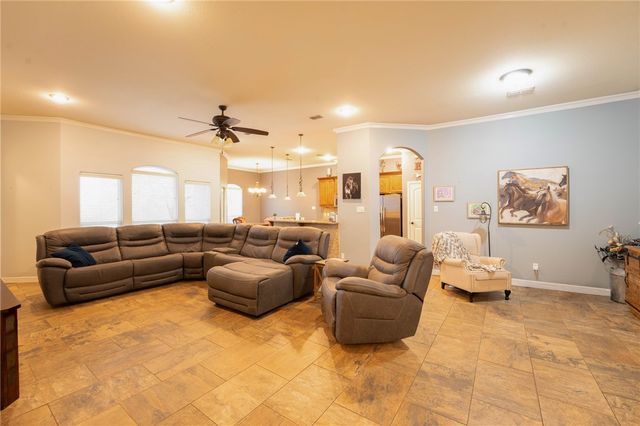 3826 Holland Dr, Corpus Christi, TX 78418