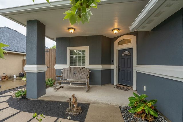 3826 Holland Dr, Corpus Christi, TX 78418