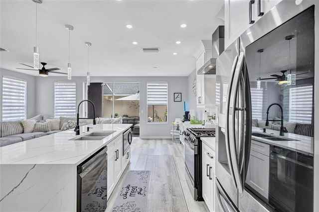 10039 BRADWELL PLACE, Tampa, FL 33626