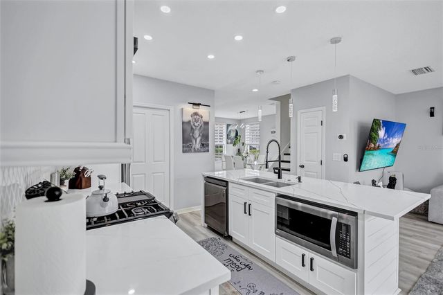 10039 BRADWELL PLACE, Tampa, FL 33626