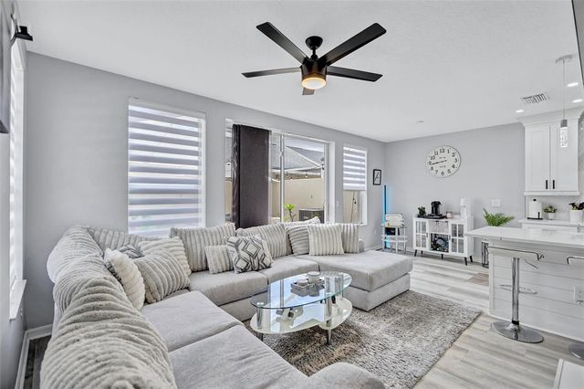 10039 BRADWELL PLACE, Tampa, FL 33626