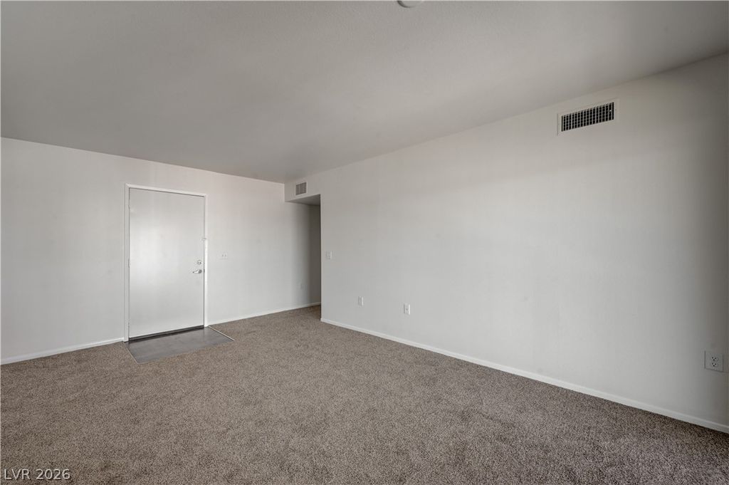 1405 Vegas Valley Drive 162, Las Vegas, NV 89169 — photo 3