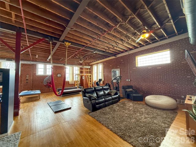 122 E Innes Street, Salisbury, NC 28144