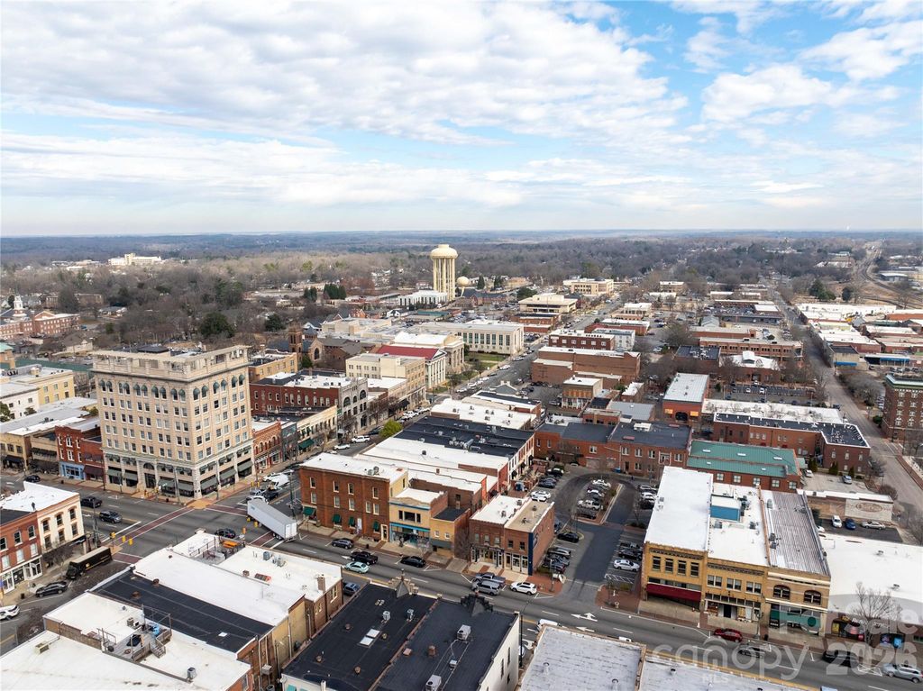 122 E Innes Street, Salisbury, NC 28144