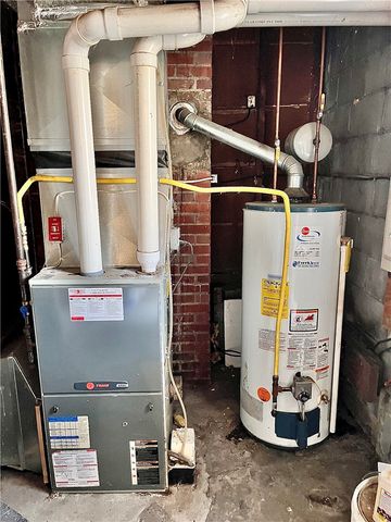 1635 Princeton Rd, Shenango Twp, PA 16101