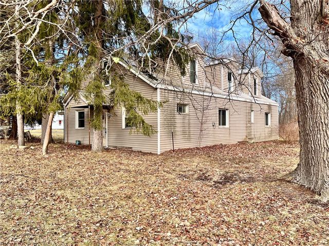 1635 Princeton Rd, Shenango Twp, PA 16101