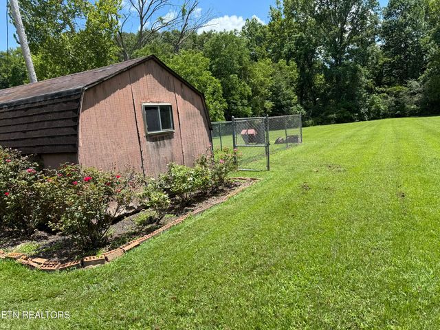 137 Dogtown Rd Rd, Ten Mile, TN 37880